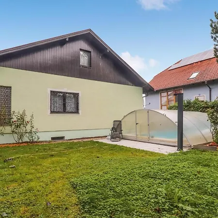 Ferienhaus Mit Pool Tatil Evi Pulkau