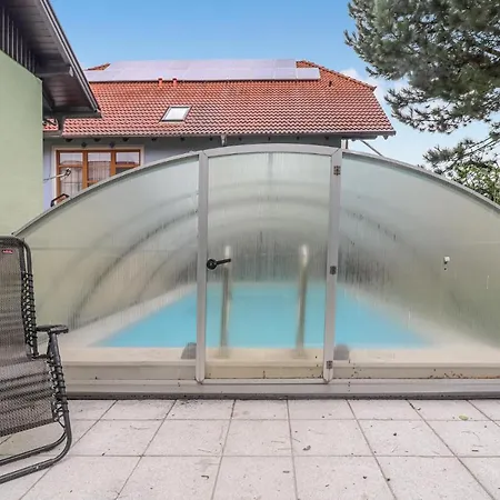 Ferienhaus Mit Pool Tatil Evi Pulkau